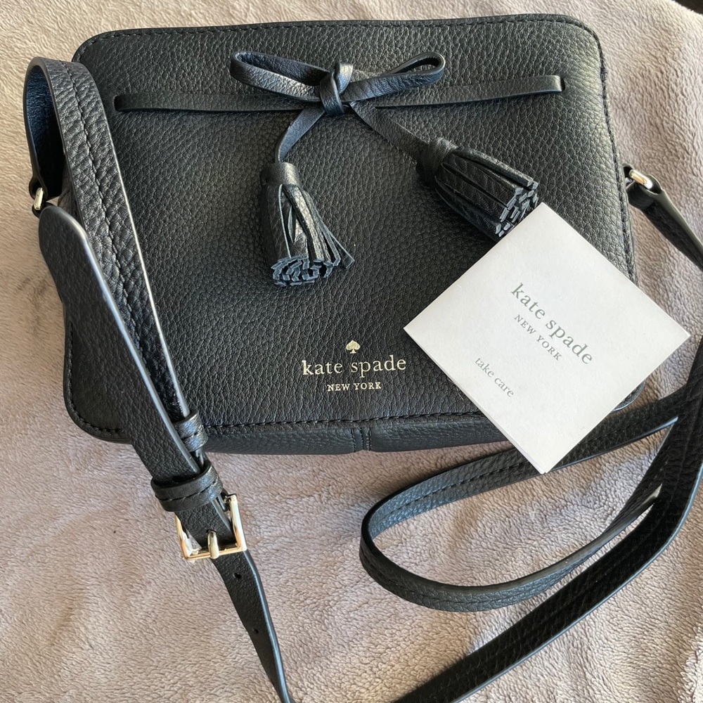 Brand new Kate Spade “hayes street arla” - Picture 3 of 7